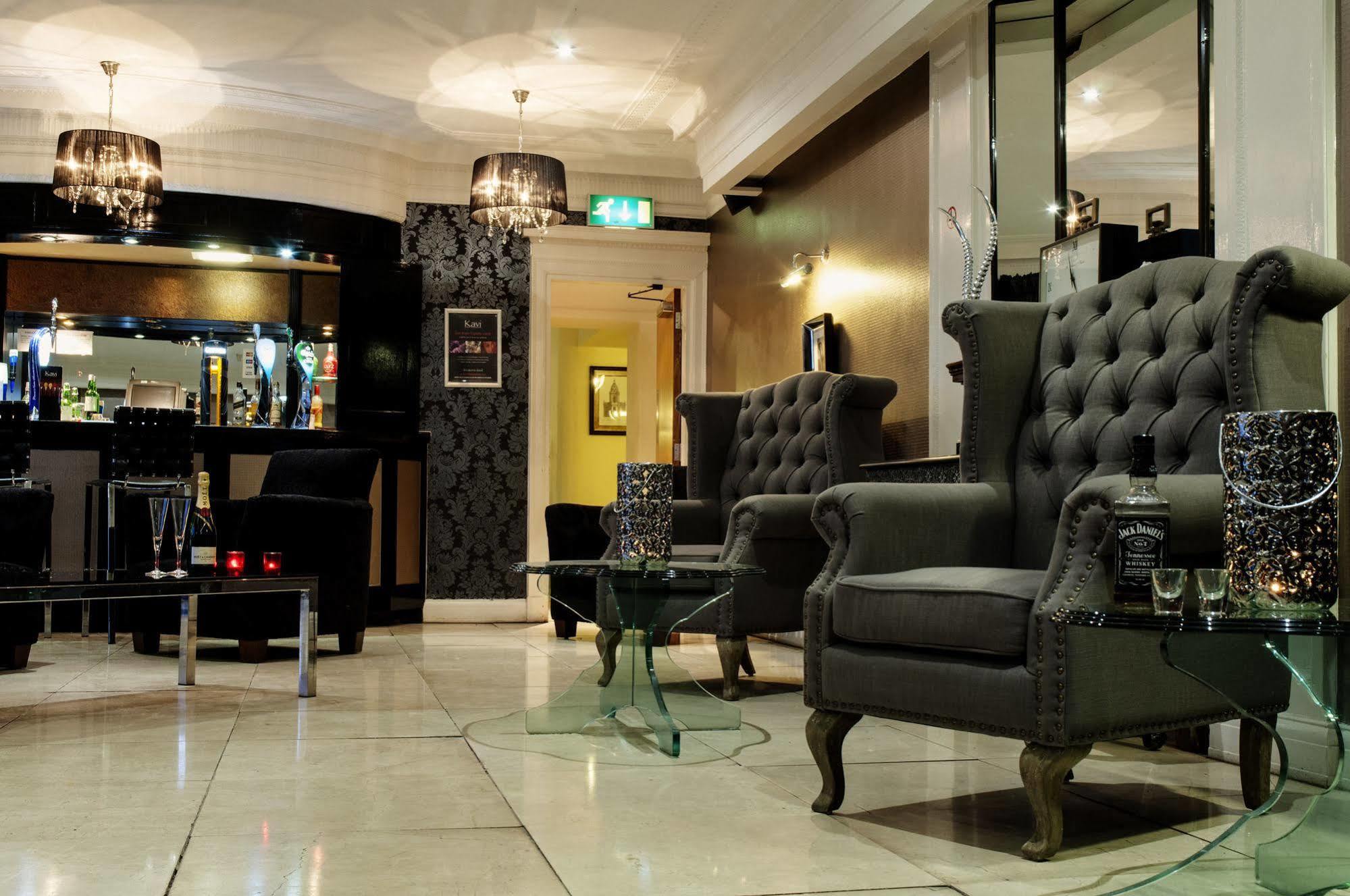 Oyo Clayton Lodge Newcastle-under-Lyme Exteriör bild