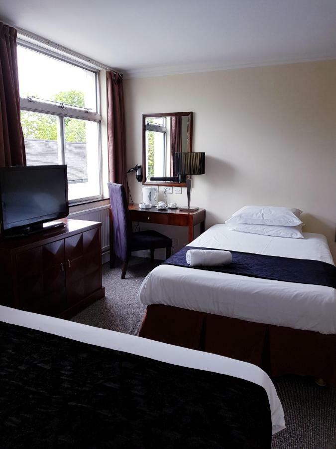 Oyo Clayton Lodge Newcastle-under-Lyme Exteriör bild