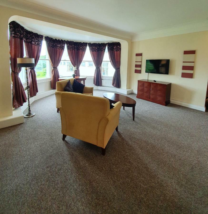 Oyo Clayton Lodge Newcastle-under-Lyme Exteriör bild